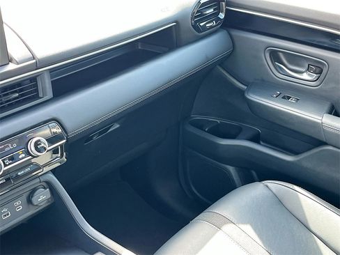 Used 2025 Honda Pilot EX-L image 24