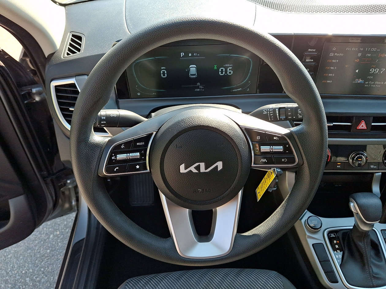 Used 2026 Kia Seltos LX AWD/4WD image 18