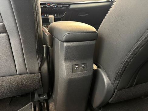 Certified 2025 Nissan Kicks SR AWD/4WD image 28