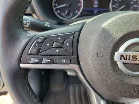 Certified 2021 Nissan Sentra SV FWD image 26