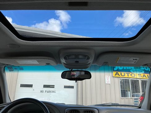 Used 2009 Chevrolet TrailBlazer LT w/ Sun And Sound Package image 20