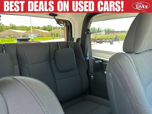 Used 2023 Jeep Wrangler Sport AWD/4WD image 34