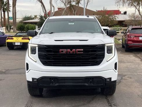 Used 2023 GMC Sierra 1500 Elevation image 3