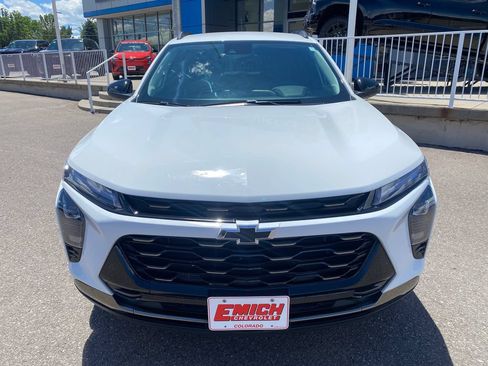 Used 2025 Chevrolet Trax ACTIV w/ Driver Confidence Package FWD image 8