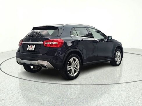Used 2018 Mercedes-Benz GLA 250 4MATIC w/ Premium Package image 7