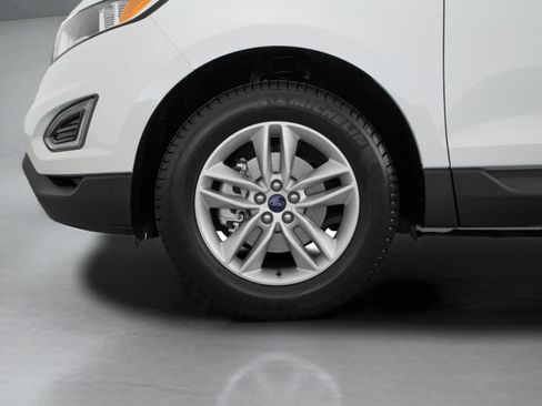 Used 2015 Ford Edge SEL w/ Equipment Group 201A FWD image 49