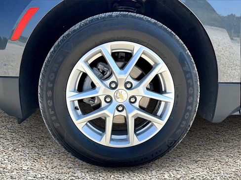 Used 2023 Chevrolet Equinox LT w/ Driver Convenience Package image 9