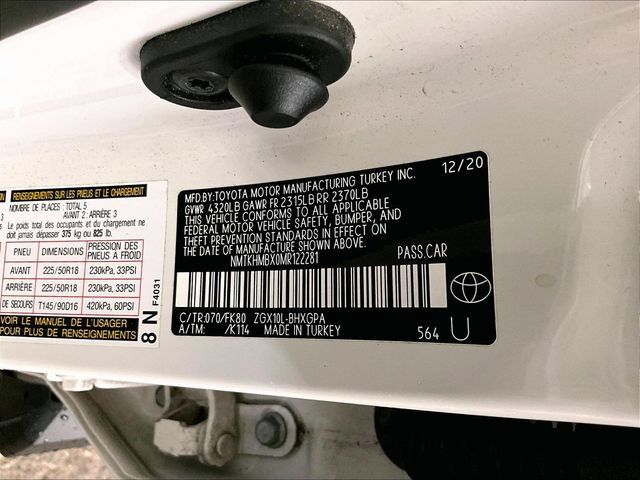 Used 2021 Toyota C-HR XLE FWD image 32