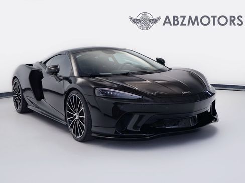 Used 2020 McLaren GT RWD image 1