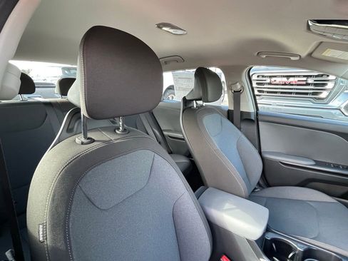 New 2026 Kia K4 LXS image 28