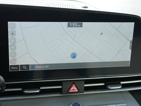 Used 2023 Hyundai Elantra Limited image 19