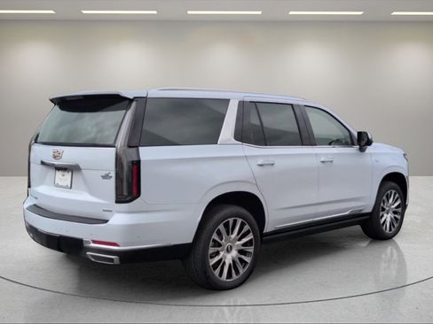 New 2026 Cadillac Escalade Platinum Luxury image 3