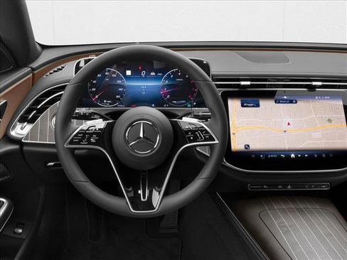 New 2026 Mercedes-Benz E 450 4MATIC All-Terrain Wagon image 4