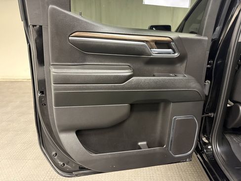 Used 2024 Chevrolet Silverado 1500 RST w/ Z71 Off-Road Package image 22