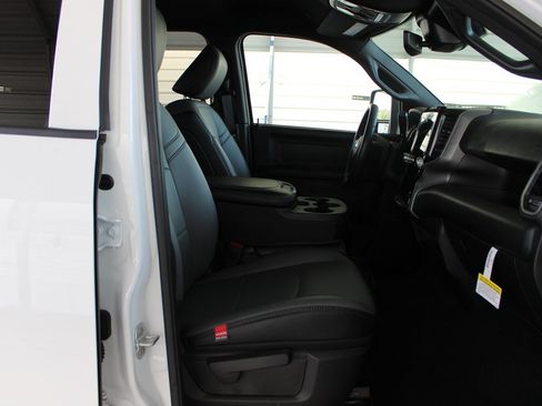 Used 2026 RAM 2500 Tradesman AWD/4WD image 18