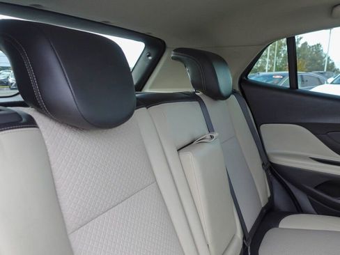 Used 2021 Buick Encore Preferred image 13