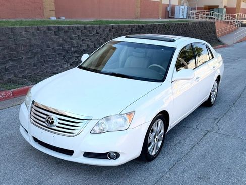 Used 2008 Toyota Avalon XLS FWD image 7