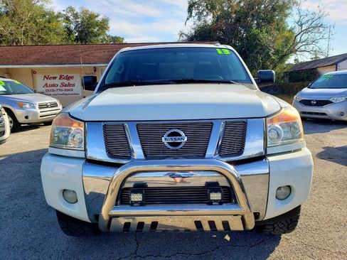Used 2013 Nissan Titan SV w/ SV Value Truck Pkg image 7