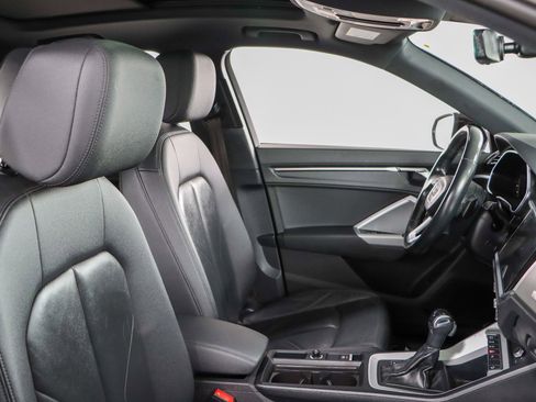 Used 2022 Audi Q3 2.0T Premium Plus w/ Premium Plus Package image 27