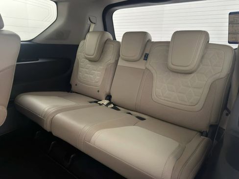 New 2026 Nissan Armada Platinum w/ Accent Package image 17