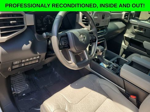 Used 2024 Toyota Tundra Limited AWD/4WD image 7