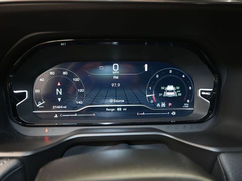 Certified 2024 GMC Yukon Denali image 17