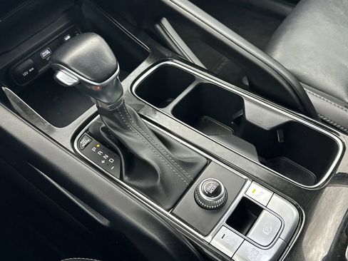 Used 2024 Kia Telluride S w/ S Sunroof Package FWD image 22
