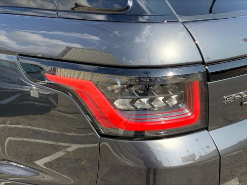 Used 2022 Land Rover Range Rover Sport HSE Dynamic image 27