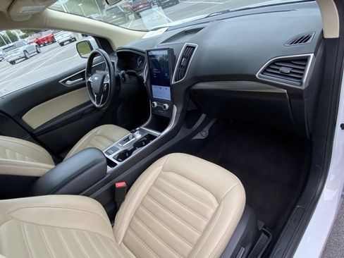 Used 2022 Ford Edge SEL image 22
