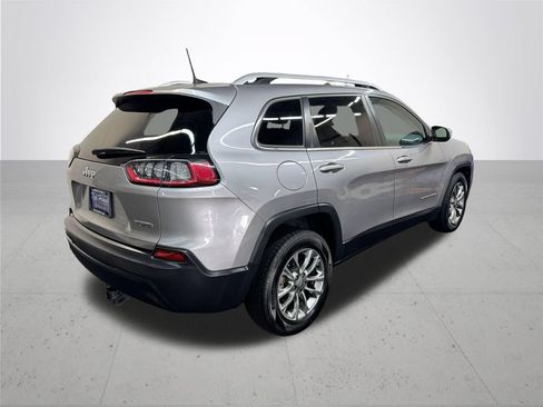 Used 2019 Jeep Cherokee Latitude Plus FWD image 7