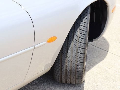 Used 2004 Jaguar XK8 Convertible image 51