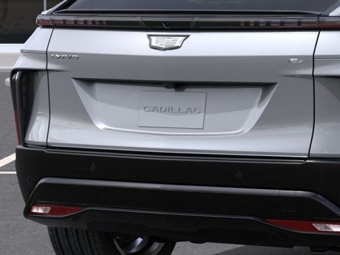 New 2027 Cadillac Lyriq Signature Sport w/ Nappa Leather Package AWD/4WD image 14