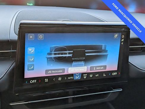 Used 2024 Lincoln Nautilus Premier w/ Equipment Group 102A image 19