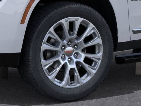 New 2026 GMC Yukon Denali w/ Denali Reserve Package AWD/4WD image 9