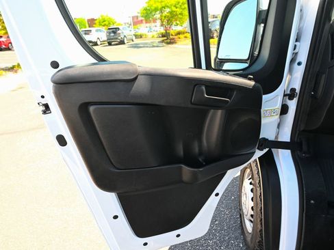 Used 2025 RAM ProMaster 3500 w/ Convenience Group FWD image 19
