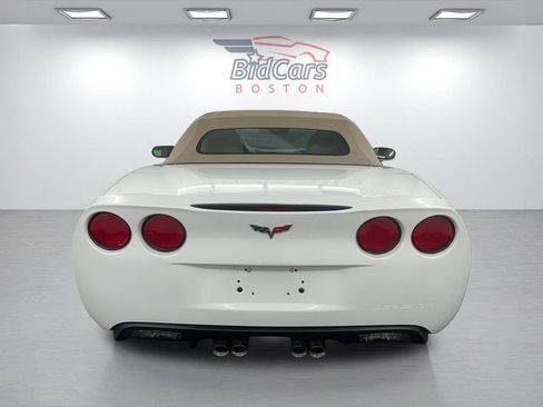 Used 2006 Chevrolet Corvette Convertible w/ Preferred Equipment Group RWD image 5