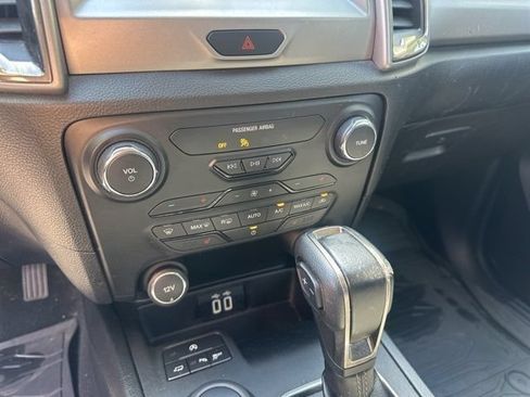 Used 2019 Ford Ranger XLT w/ Equipment Group 302A Luxury AWD/4WD image 16