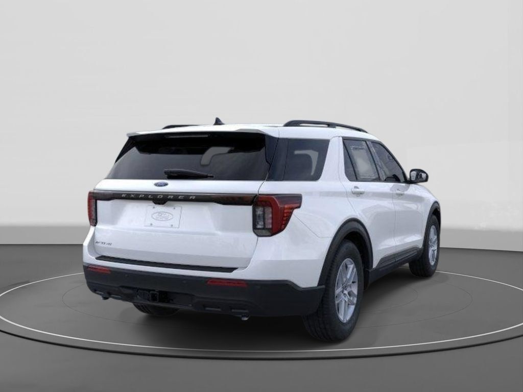 New 2026 Ford Explorer Active RWD image 8