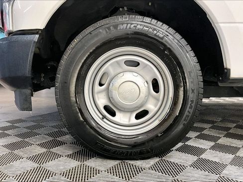 Used 2021 Ford F250 XL w/ Power Equipment Group RWD image 8