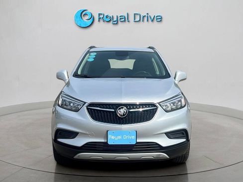 Used 2022 Buick Encore Preferred AWD/4WD image 9