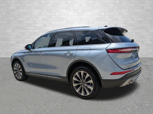 Used 2022 Lincoln Corsair Reserve w/ Equipment Group 201A AWD/4WD image 4