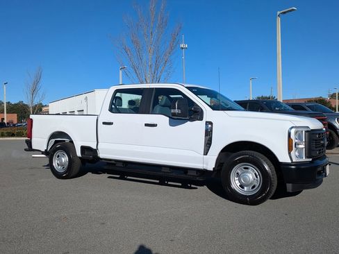 New 2026 Ford F250 XL image 2