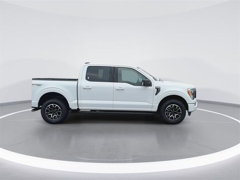 Used 2022 Ford F150 XLT w/ Equipment Group 302A High image 9