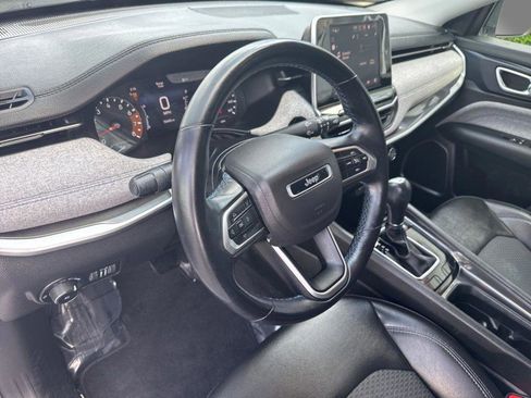 Used 2022 Jeep Compass Latitude w/ Convenience Group FWD image 19