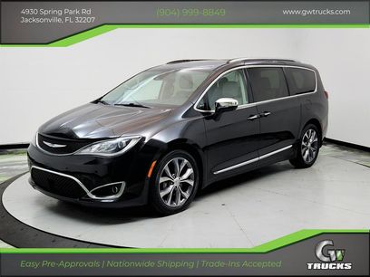 Used 2018 Chrysler Pacifica Limited