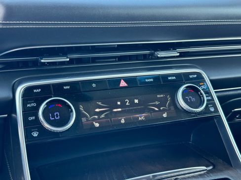 Used 2024 Genesis GV80 2.5T image 30