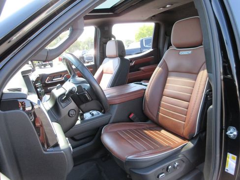 Used 2024 GMC Sierra 1500 Denali Ultimate AWD/4WD image 24