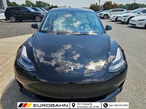 Used 2023 Tesla Model 3 Standard Range RWD image 9
