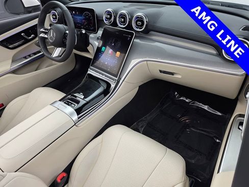 Used 2025 Mercedes-Benz CLE 300 4MATIC Cabriolet image 29