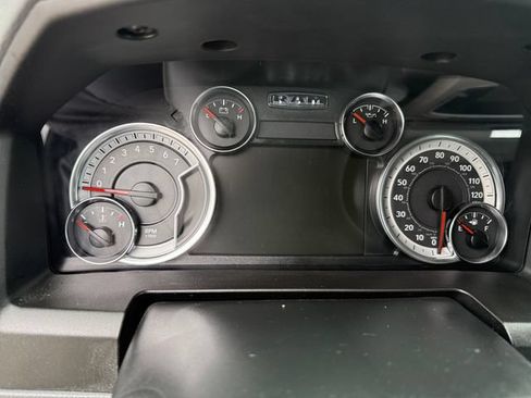 Used 2019 RAM 1500 Warlock AWD/4WD image 13